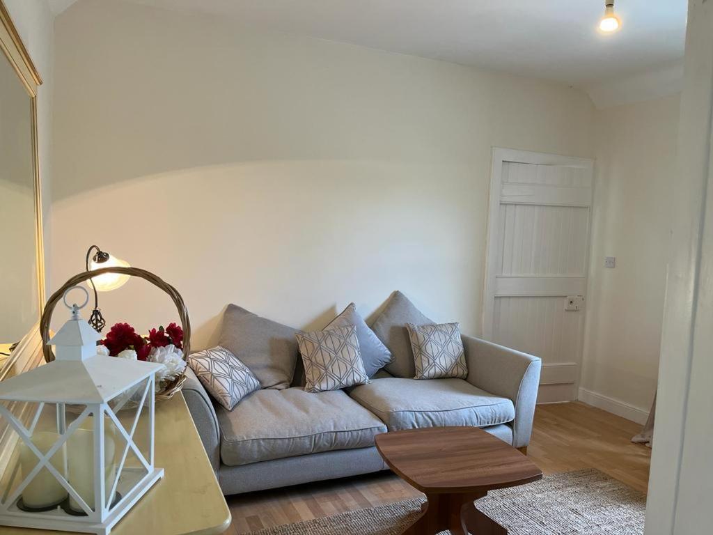 Willow Cottage Kinloss エクステリア 写真